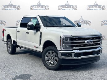2025 Star White Metallic Tri-Coat Ford Super Duty F-250 SRW King Ranch Automatic 4X4 4 Door