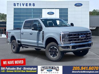 2025 Glacier Gray Metallic Tri-Coat Ford Super Duty F-250 SRW Lariat Truck 7.3L V8 PFI SOHC 16V Federal 405hp Engine 4X4