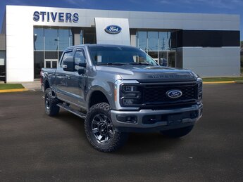 2023 Ford Super Duty F-250 SRW Lariat 4X4 Power Stroke 6.7L V8 DI 32V OHV Turbodiesel Engine 4 Door