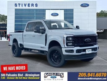 2025 Ford Super Duty F-250 SRW Lariat Truck Power Stroke 6.7L V8 DI 32V OHV Turbodiesel Engine 4 Door