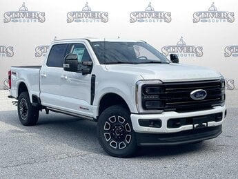 2025 Star White Metallic Tri-Coat Ford Super Duty F-350 SRW Platinum 4X4 Truck Automatic 6.7L High Output Power Stroke V8 Diesel Engine 4 Door