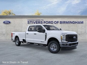 2025 Oxford White Ford Super Duty F-350 SRW XL Power Stroke 6.7L V8 DI 32V OHV Turbodiesel Engine 4 Door Automatic 4X4
