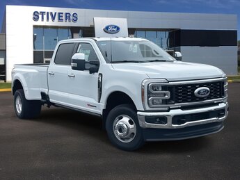 2025 Ford Super Duty F-350 DRW Lariat 4X4 6.7L High Output Power Stroke V8 Diesel Engine Automatic