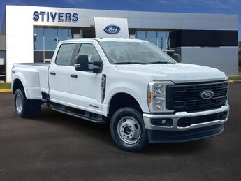 2025 Oxford White Ford Super Duty F-350 DRW XL Power Stroke 6.7L V8 DI 32V OHV Turbodiesel Engine Automatic 4X4 Truck