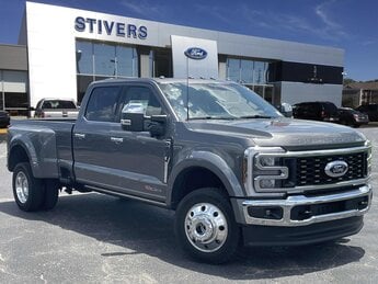 2025 Ford Super Duty F-450 DRW Lariat Automatic 4X4 4 Door Truck 6.7L High Output Power Stroke V8 Diesel Engine