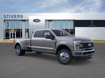 2025 Ford Super Duty F-450 DRW Lariat 4 Door 4X4 Automatic Truck 6.7L High Output Power Stroke V8 Diesel Engine