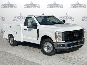 2024 Oxford White Ford Super Duty F-250 SRW XL 2 Door 6.8L V8 Engine RWD