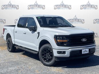 2025 Ford F-150 XLT Truck Automatic 4 Door 4X4 5.0L V8 Engine
