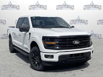 2025 Oxford White Ford F-150 XLT Automatic 4X4 3.5L PowerBoost Full-Hybrid V6 Engine 4 Door Truck