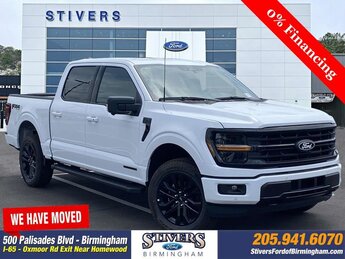 2025 Oxford White Ford F-150 XLT 3.5L PowerBoost Full-Hybrid V6 Engine 4X4 Truck Automatic 4 Door