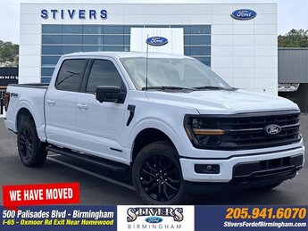 2025 Oxford White Ford F-150 XLT 4 Door Automatic 3.5L PowerBoost Full-Hybrid V6 Engine Truck