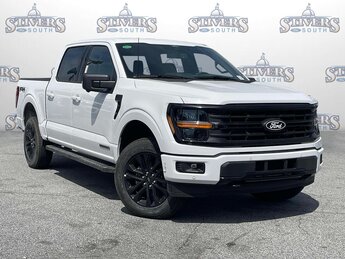 2025 Oxford White Ford F-150 XLT 4X4 4 Door Truck 3.5L PowerBoost Full-Hybrid V6 Engine Automatic