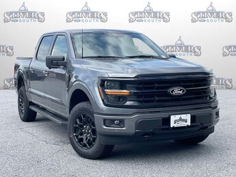 2025 Ford F-150 XLT 4X4 Truck 3.5L PowerBoost Full-Hybrid V6 Engine