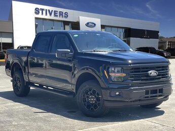 2025 Agate Black Metallic Ford F-150 XLT Automatic 3.5L PowerBoost Full-Hybrid V6 Engine 4X4
