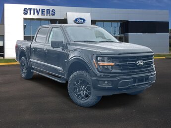 2025 Agate Black Metallic Ford F-150 XLT Automatic 3.5L PowerBoost Full-Hybrid V6 Engine 4X4