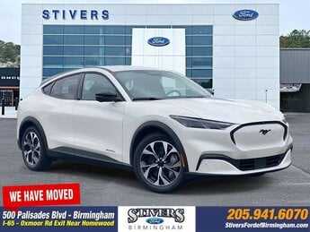 2025 Star White Metallic Tri-Coat Ford Mustang Mach-E Select Dual Electric Motor Engine 4 Door SUV RWD Automatic
