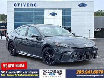 2025 Heavy Metal Toyota Camry SE FWD 4 Door Automatic (CVT) 2.5L 4-Cylinder 16V DOHC Engine Sedan