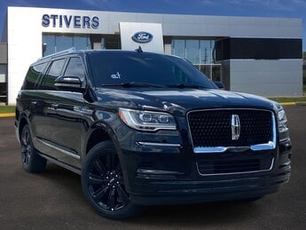 2024 Infinite Black Metallic Clearcoat Lincoln Navigator L Reserve 4 Door V6 Engine SUV