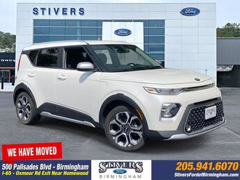 2021 Snow White Pearl Kia Soul X-Line Crossover 4 Door 2.0L I4 MPI DOHC 16V LEV3-SULEV30 147hp Engine Automatic (CVT) FWD
