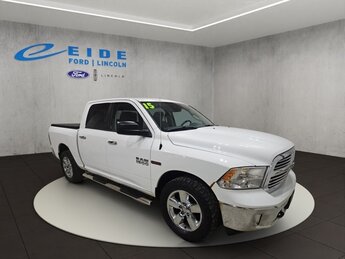 2015 Bright White Clearcoat Ram 1500 Big Horn 4 Door Truck 4X4