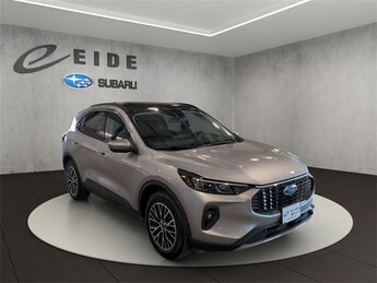 2023 Ford Escape Plug-In Hybrid Base 2.5L iVCT Engine 4 Door FWD