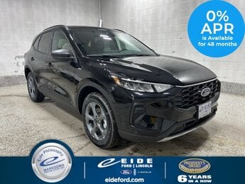 2025 Agate Black Metallic Ford Escape ST-Line 1.5L EcoBoost Engine 4 Door AWD Automatic