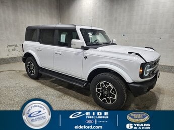 2025 Oxford White Ford Bronco Outer Banks 4 Door Automatic SUV 4X4