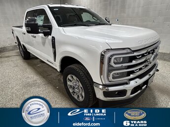 2025 Ford Super Duty F-250 SRW Lariat 4 Door Automatic Power Stroke 6.7L V8 DI 32V OHV Turbodiesel Engine 4X4 Truck