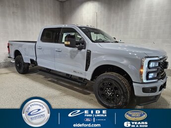 2025 Ford Super Duty F-350 SRW Lariat Power Stroke 6.7L V8 DI 32V OHV Turbodiesel Engine 4 Door Automatic Truck