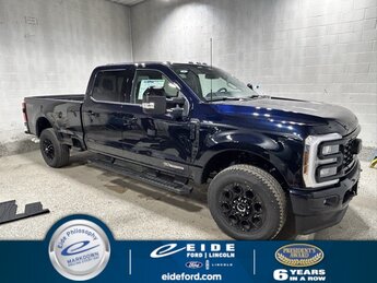 2025 Ford Super Duty F-350 SRW Lariat Automatic 4X4 4 Door Power Stroke 6.7L V8 DI 32V OHV Turbodiesel Engine Truck