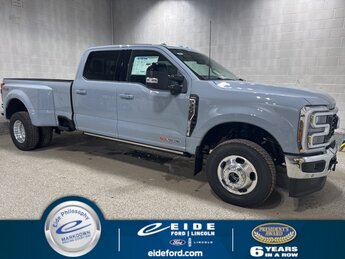 2025 Glacier Gray Metallic Tri-Coat Ford Super Duty F-350 DRW Lariat Truck 4 Door Automatic 6.7L High Output Power Stroke V8 Diesel Engine