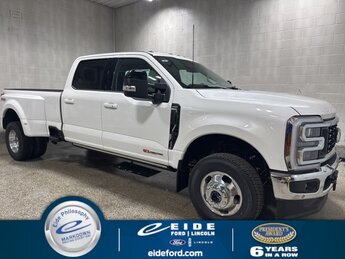 2025 Ford Super Duty F-350 DRW Lariat 4X4 Truck 4 Door Automatic 6.7L High Output Power Stroke V8 Diesel Engine