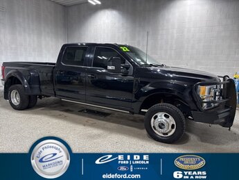 2022 Agate Black Metallic Ford Super Duty F-350 DRW Lariat Truck 4 Door Power Stroke 6.7L V8 DI 32V OHV Turbodiesel Engine 4X4 Automatic