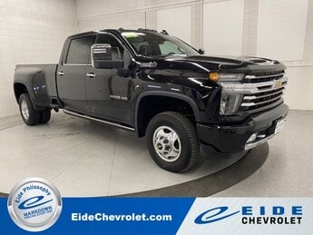2023 Chevrolet Silverado 3500HD High Country 4 Door Duramax 6.6L V8 Turbodiesel Engine Truck 4X4 Automatic