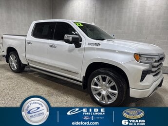 2022 Iridescent Pearl Tricoat Chevrolet Silverado 1500 High Country 4 Door 3.0L I6 Engine 4X4