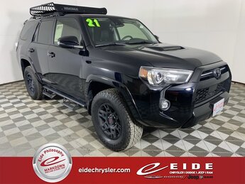 2021 Midnight Black Metallic Toyota 4Runner Venture 4X4 4 Door 4.0L V6 SMPI DOHC Engine SUV Automatic