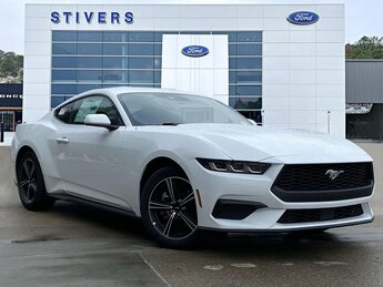 2025 Oxford White Ford Mustang EcoBoost RWD Automatic 2 Door EcoBoost 2.3L I4 GTDi DOHC Turbocharged VCT Engine Car
