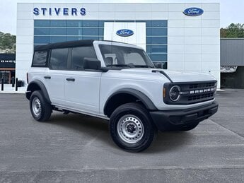 2025 Oxford White Ford Bronco Base 2.3L EcoBoost I-4 Engine 4X4 SUV 4 Door