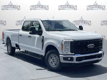 2025 Oxford White Ford Super Duty F-250 SRW XL 4 Door RWD Automatic Truck