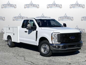 2024 Ford Super Duty F-250 SRW XL Truck 4 Door 6.8L V8 Engine Automatic RWD