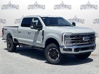 2025 Ford Super Duty F-250 SRW Lariat Truck 7.3L V8 PFI SOHC 16V Federal 405hp Engine Automatic 4 Door