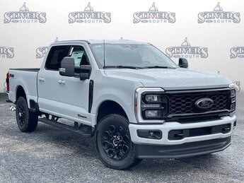 2025 Ford Super Duty F-250 SRW Lariat Automatic 4X4 Truck Power Stroke 6.7L V8 DI 32V OHV Turbodiesel Engine 4 Door