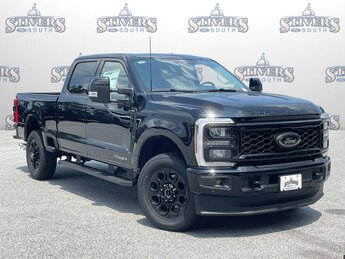 2025 Ford Super Duty F-350 SRW Lariat 4 Door 4X4 Power Stroke 6.7L V8 DI 32V OHV Turbodiesel Engine Truck Automatic