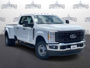 2025 Ford Super Duty F-350 DRW XL Truck Power Stroke 6.7L V8 DI 32V OHV Turbodiesel Engine 4 Door Automatic 4X4