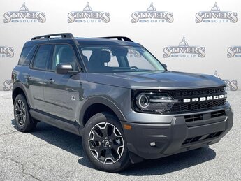 2025 Gray Metallic Ford Bronco Sport Outer Banks Automatic 4X4 1.5L EcoBoost Engine 4 Door SUV