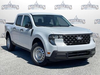 2025 Space White Metallic Ford Maverick XL Automatic 4 Door EcoBoost 2.0L I4 GTDi DOHC Turbocharged VCT Engine AWD