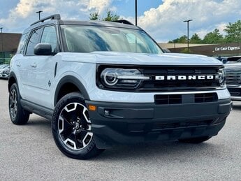 2024 Oxford White Ford Bronco Sport Outer Banks 1.5L EcoBoost Engine 4 Door Automatic 4X4 SUV