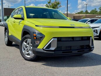 2025 Hyundai Kona SE 2.0L I4 DOHC 16V Engine 4 Door SUV