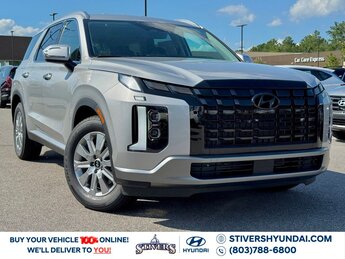 2025 Typhoon Silver Hyundai Palisade SEL 4 Door FWD V6 Engine
