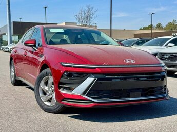 2025 Ultimate red Hyundai Sonata SE Automatic 4 Door Car